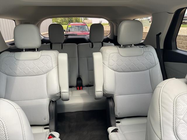 new 2025 Ford Explorer car, priced at $59,538