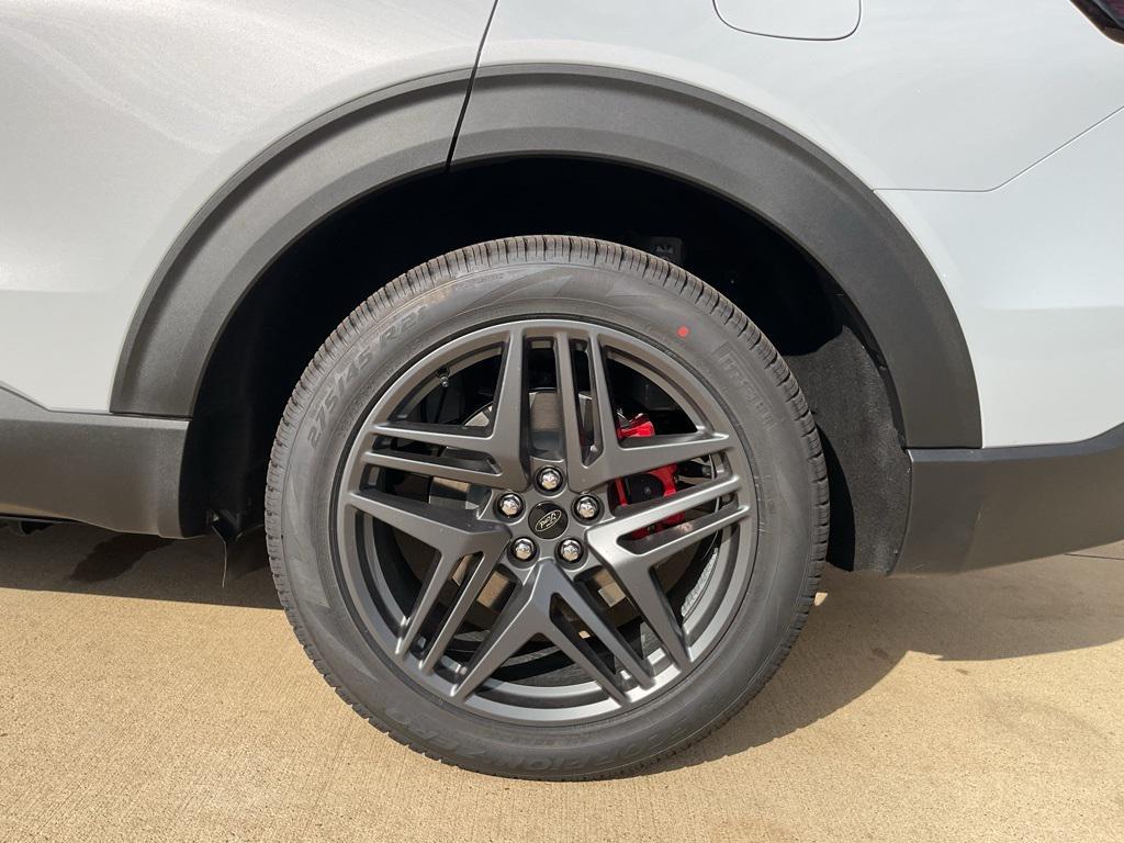 new 2026 Ford Explorer car, priced at $63,390