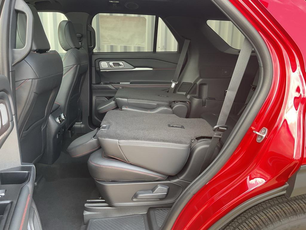 new 2025 Ford Explorer car, priced at $60,388