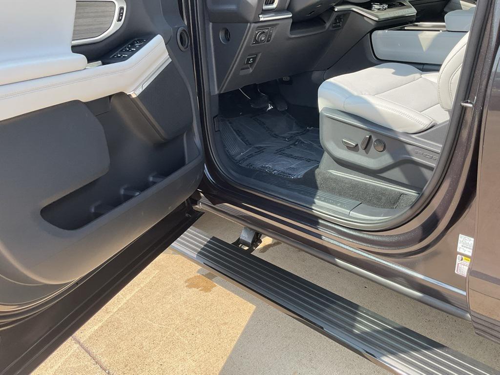 new 2025 Ford Expedition Max car, priced at $77,966