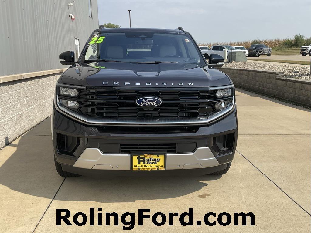 new 2025 Ford Expedition Max car, priced at $77,966
