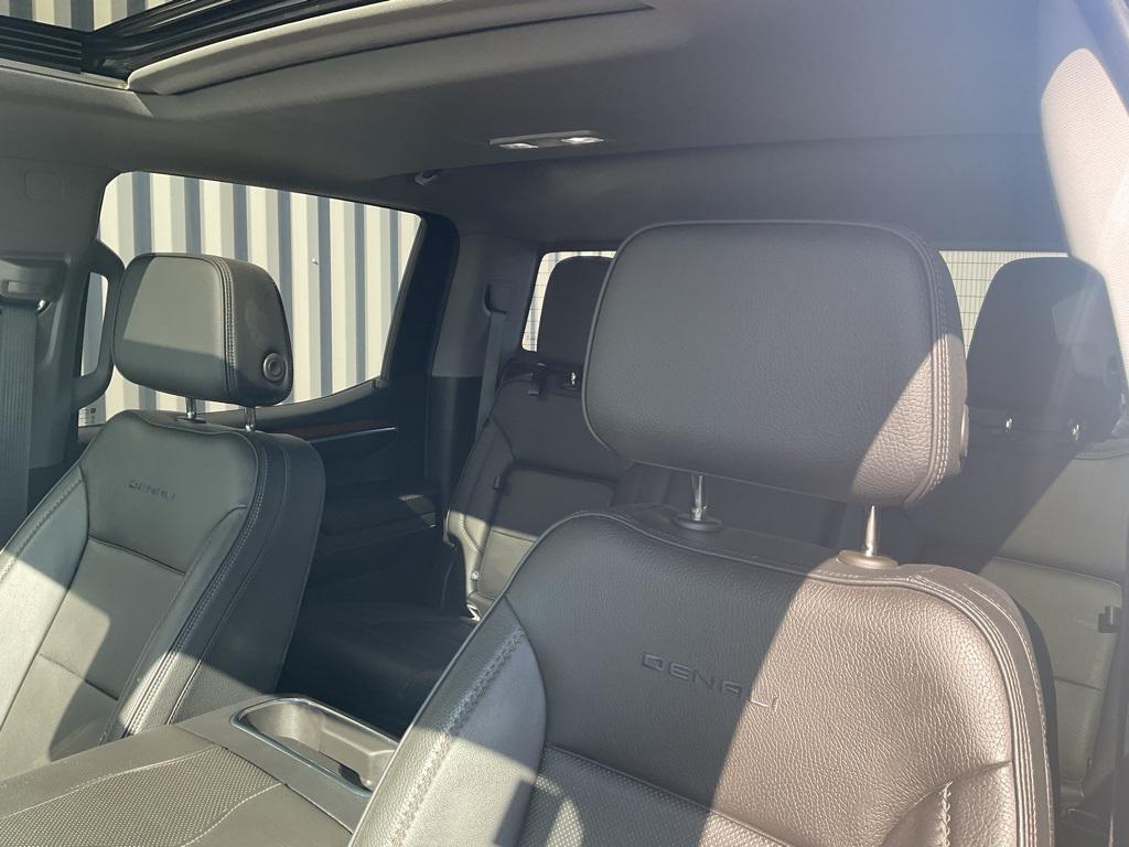 used 2023 GMC Sierra 1500 car, priced at $52,456
