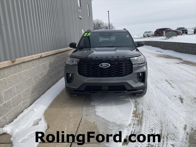 new 2025 Ford Explorer car, priced at $51,573