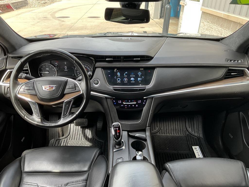 used 2019 Cadillac XT5 car, priced at $22,621