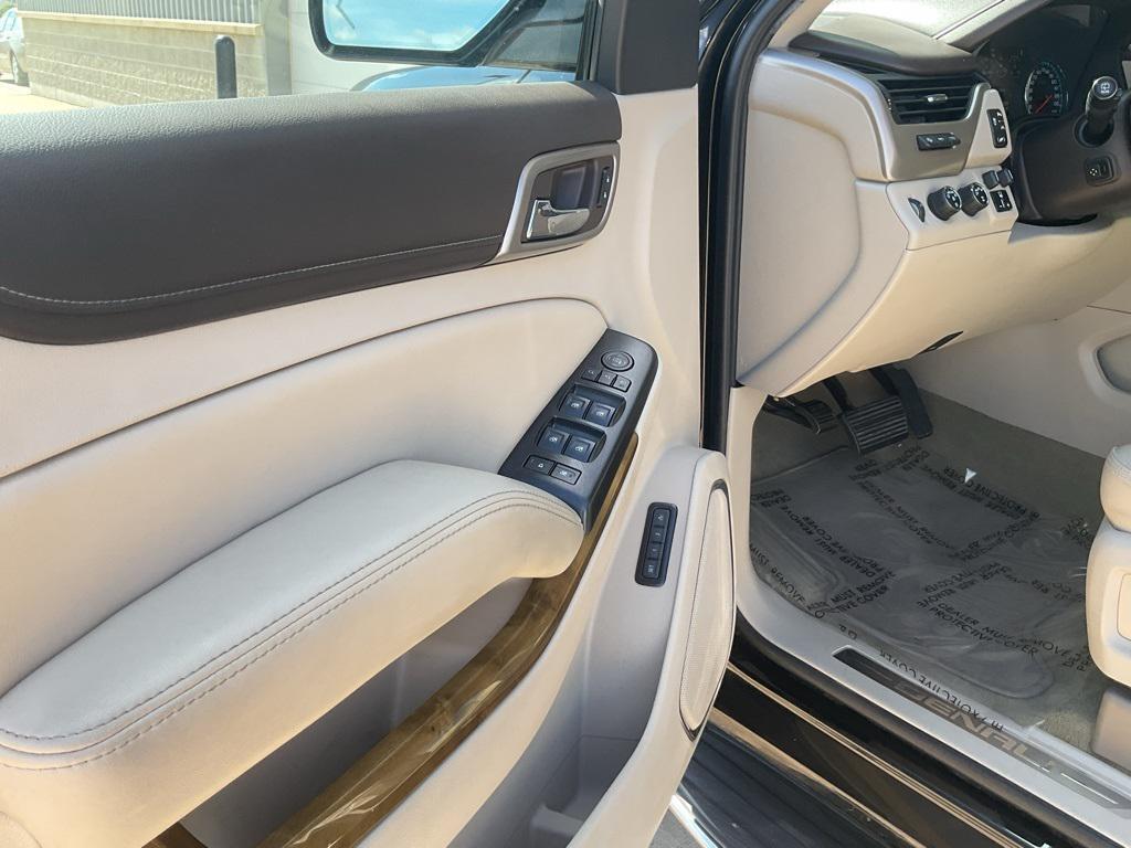 used 2017 GMC Yukon car, priced at $24,812