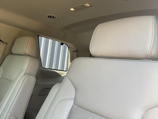 used 2017 GMC Yukon car, priced at $25,999