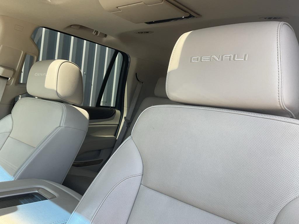 used 2017 GMC Yukon car, priced at $24,812
