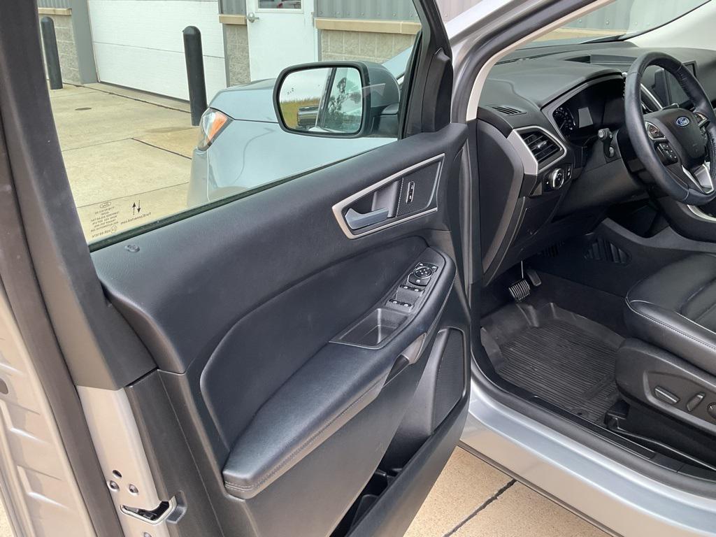 used 2023 Ford Edge car, priced at $30,950
