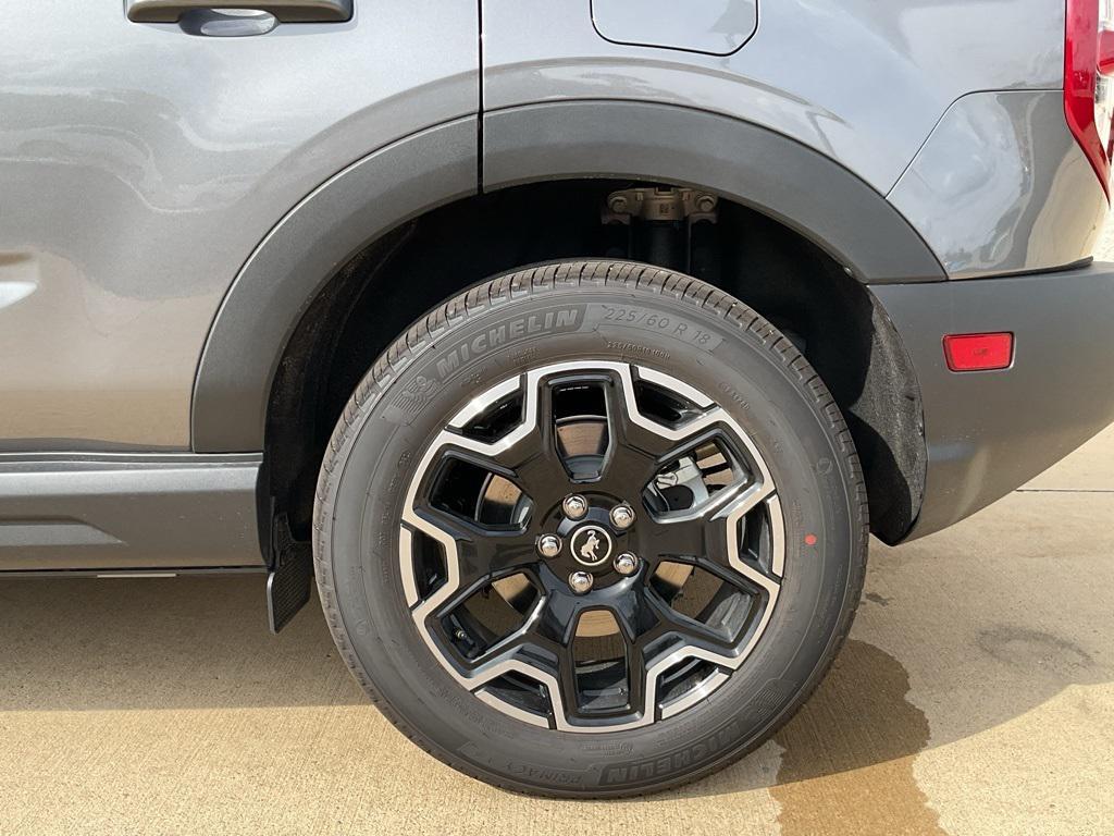 new 2025 Ford Bronco Sport car, priced at $38,408