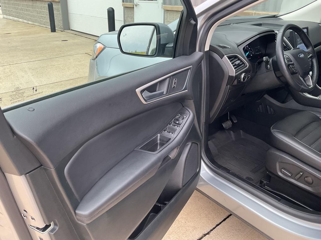 used 2024 Ford Edge car, priced at $32,599