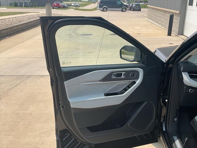 new 2025 Ford Explorer car, priced at $56,773