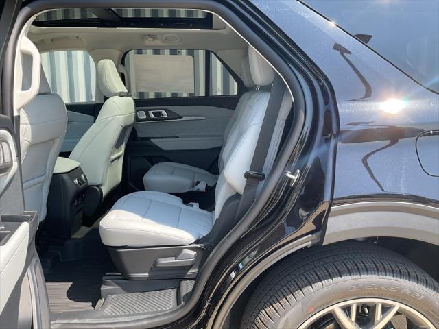 new 2025 Ford Explorer car, priced at $56,773