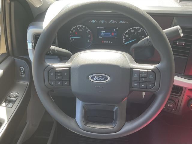 new 2025 Ford F-250 car, priced at $52,325