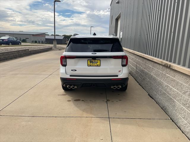 new 2025 Ford Explorer car, priced at $58,924