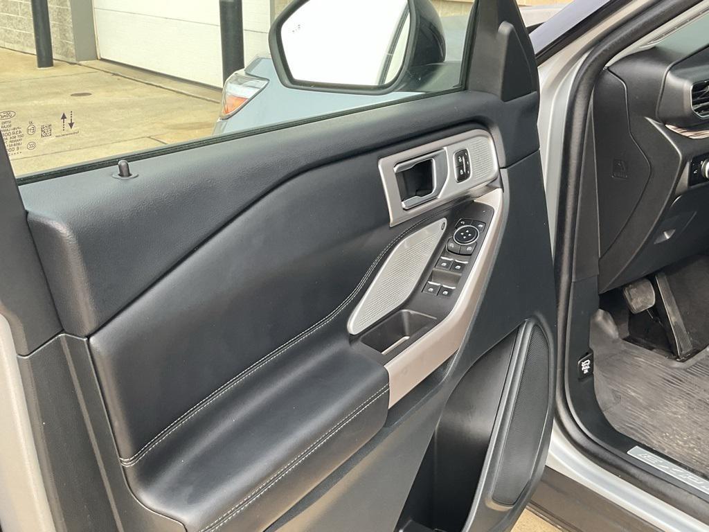 used 2023 Ford Explorer car, priced at $39,999