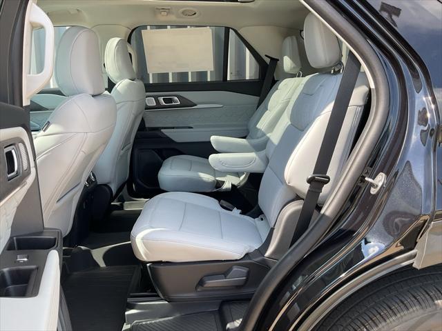 new 2025 Ford Explorer car, priced at $58,978