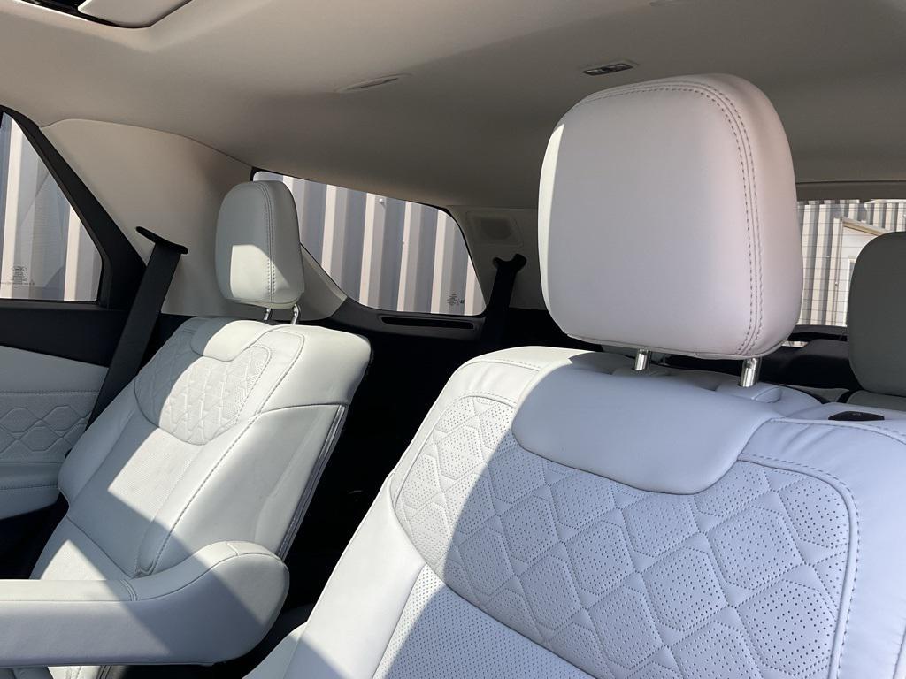 new 2025 Ford Explorer car, priced at $58,978