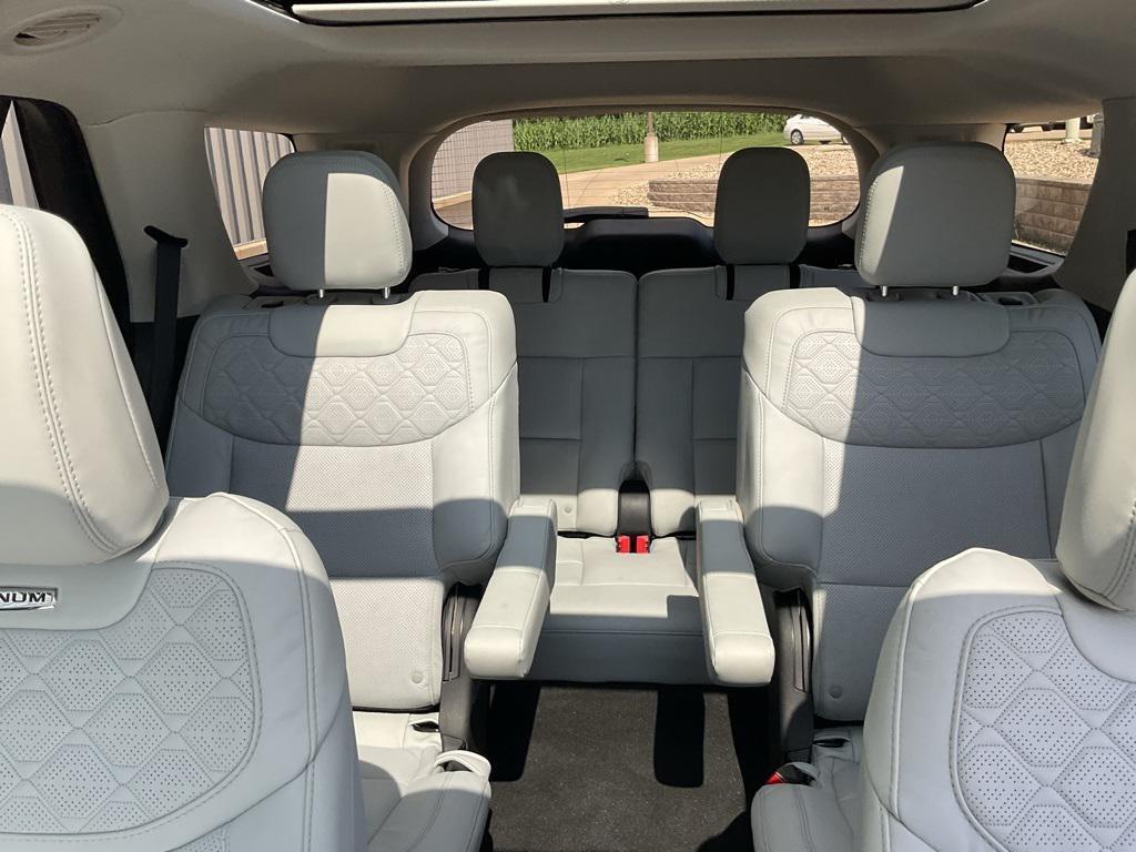 new 2025 Ford Explorer car, priced at $58,978