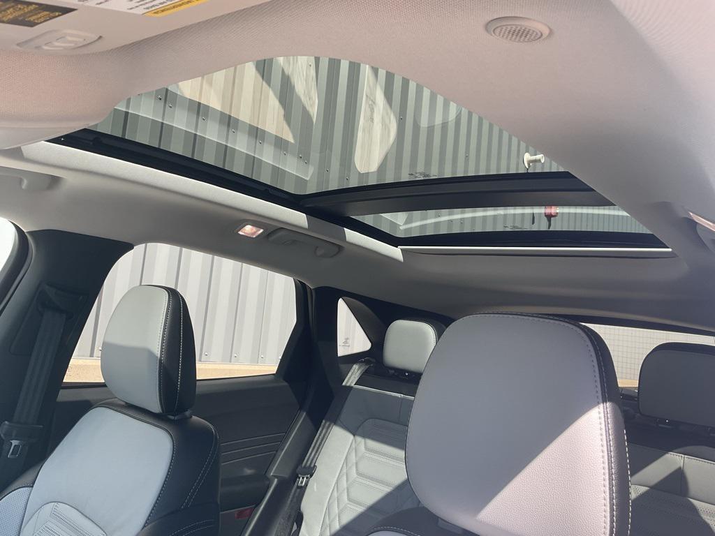 new 2024 Ford Escape PHEV car, priced at $37,529