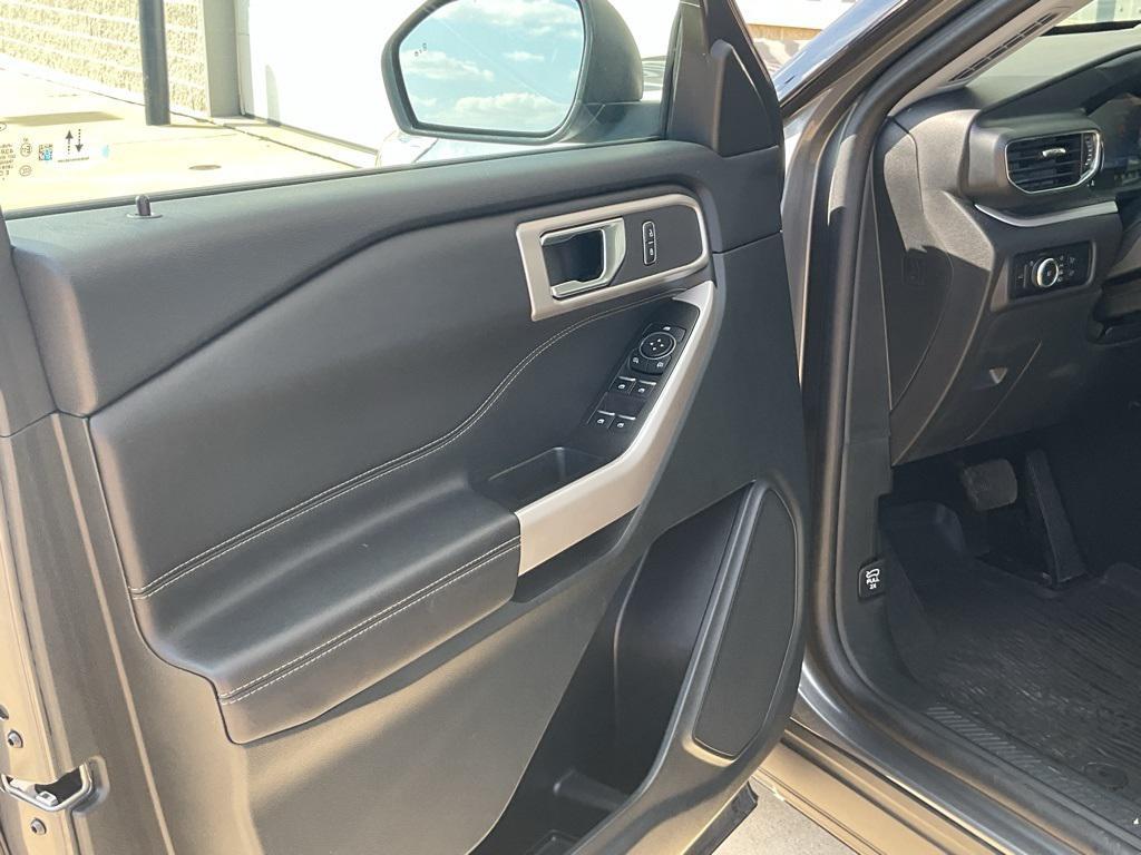 used 2023 Ford Explorer car, priced at $36,566