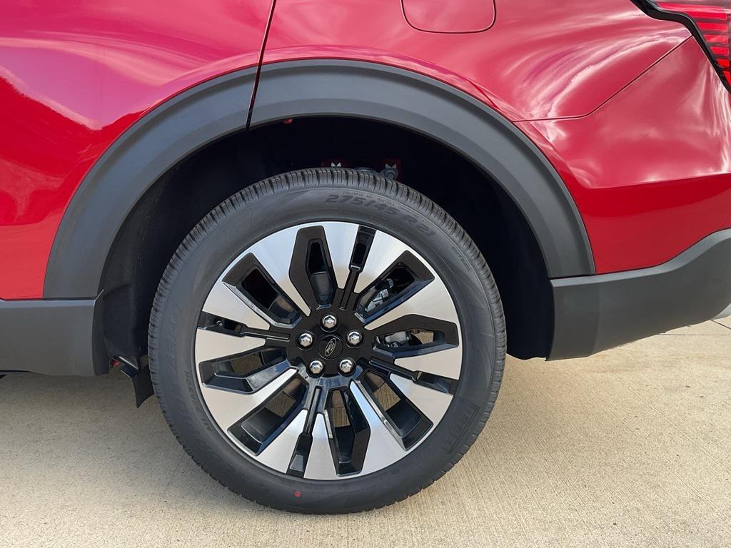 new 2025 Ford Explorer car, priced at $57,388
