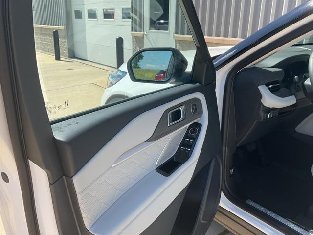 new 2025 Ford Explorer car, priced at $59,138