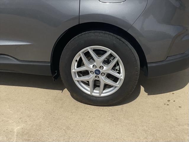 used 2022 Ford Edge car, priced at $30,999