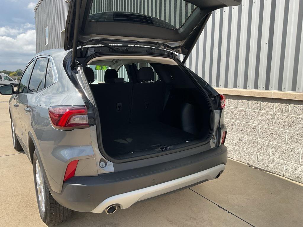 used 2023 Ford Escape car, priced at $26,950