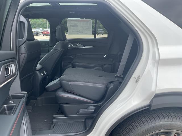 new 2025 Ford Explorer car, priced at $59,203