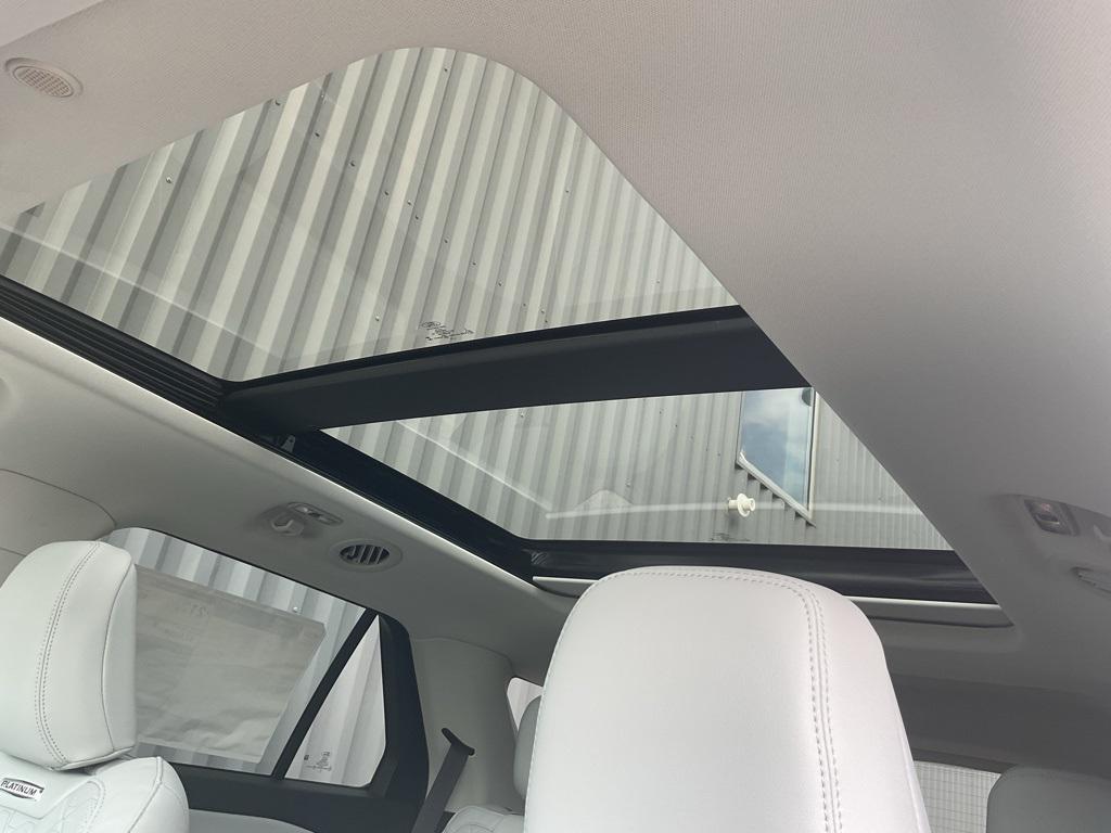 new 2025 Ford Explorer car, priced at $59,378