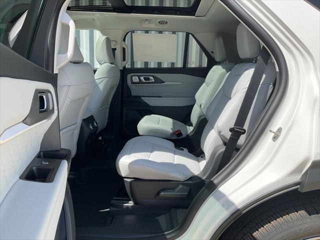 new 2025 Ford Explorer car, priced at $61,038