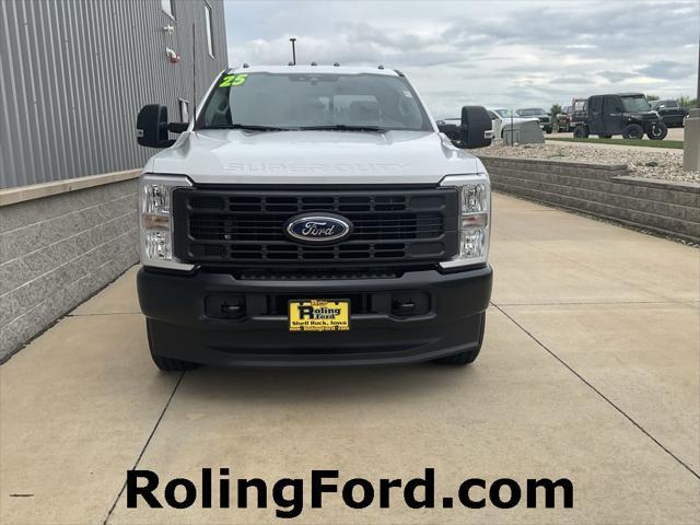 new 2025 Ford F-350 car, priced at $64,944