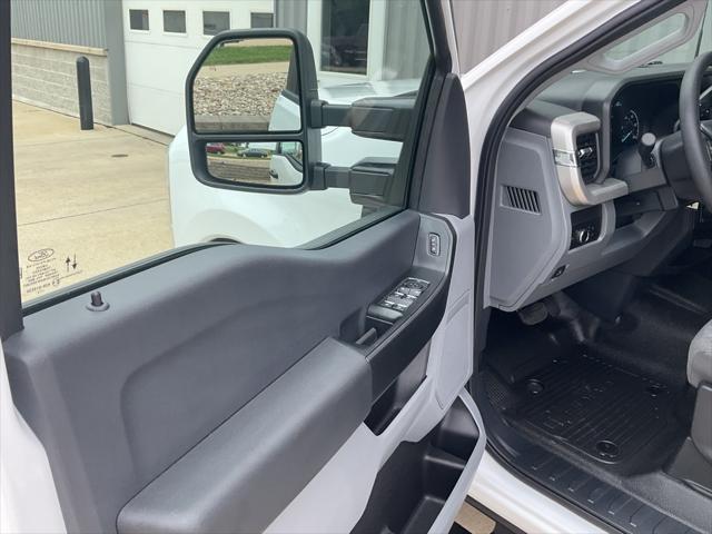 new 2025 Ford F-350 car, priced at $64,944