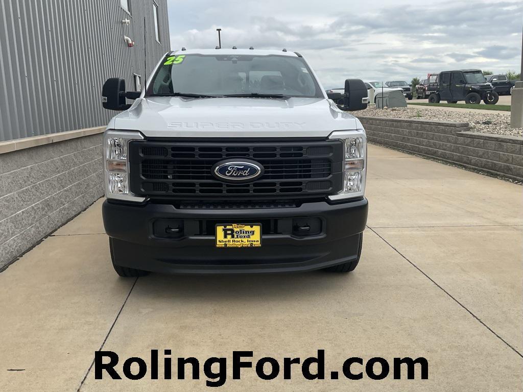 new 2025 Ford F-350 car, priced at $64,944