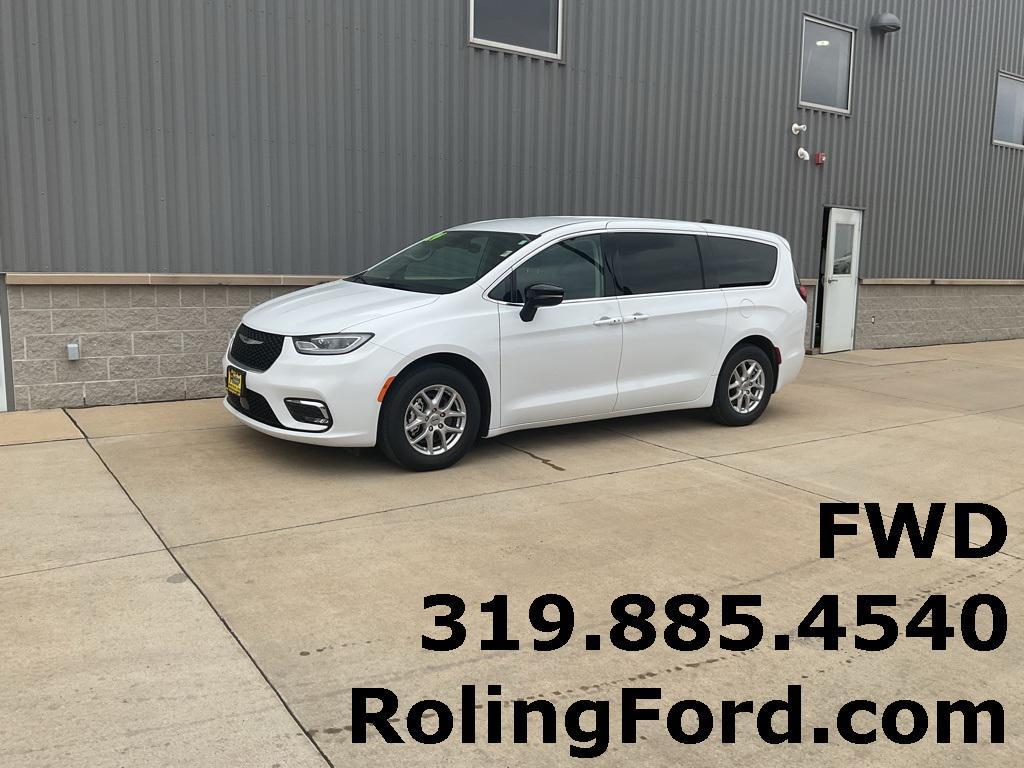used 2024 Chrysler Pacifica car, priced at $36,880