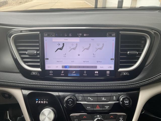 used 2024 Chrysler Pacifica car, priced at $39,999