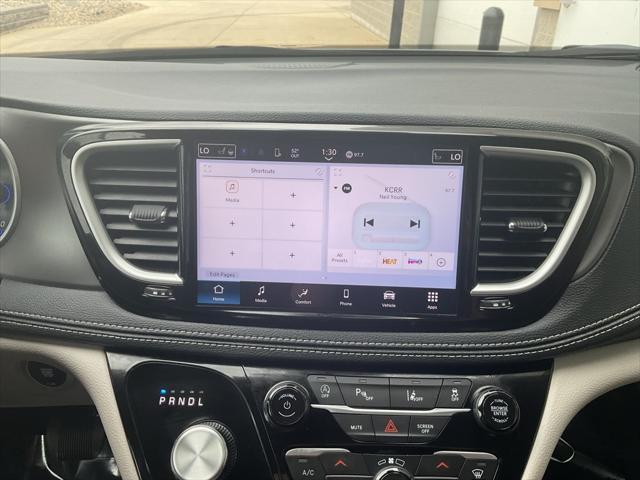 used 2024 Chrysler Pacifica car, priced at $39,999