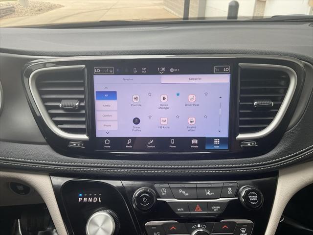 used 2024 Chrysler Pacifica car, priced at $39,999
