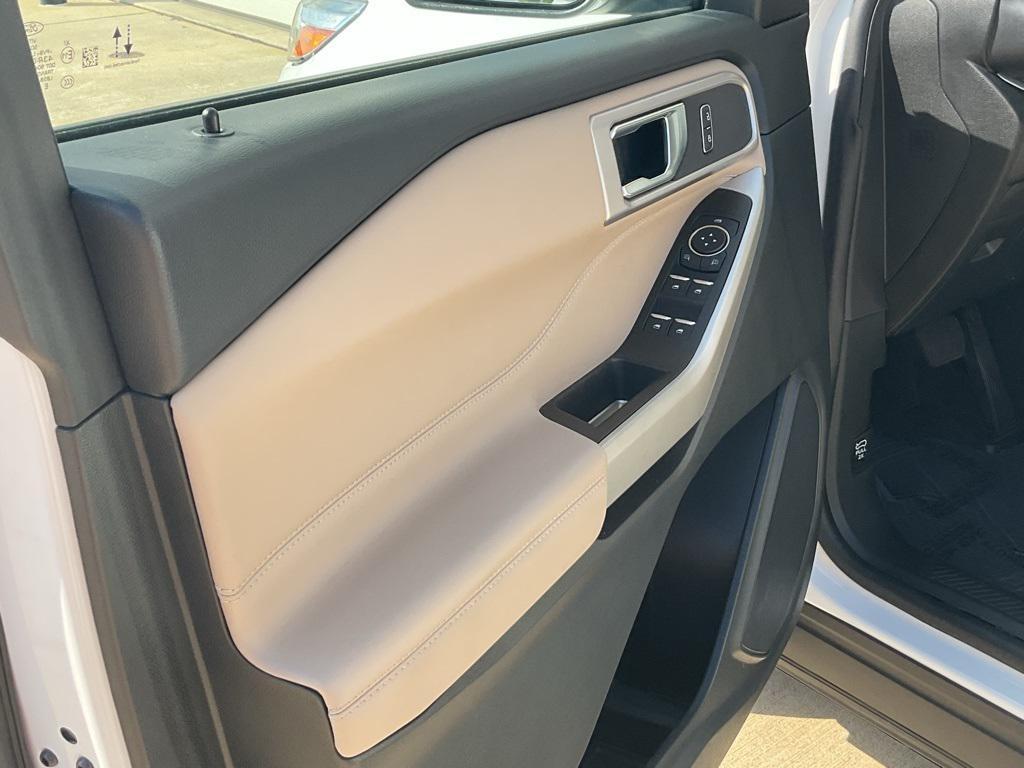 used 2022 Ford Explorer car, priced at $32,666