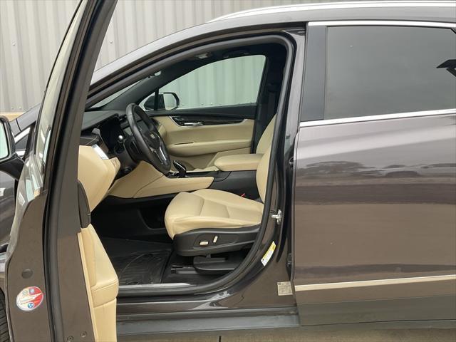 used 2017 Cadillac XT5 car, priced at $18,850