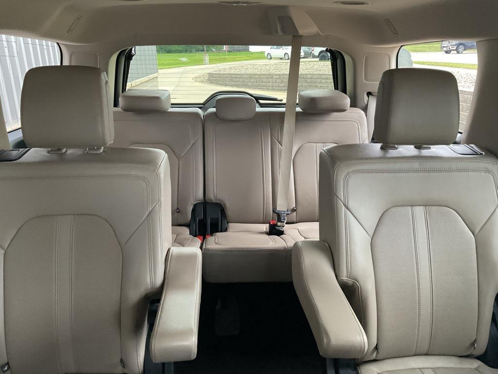 used 2022 Ford Expedition car, priced at $42,950