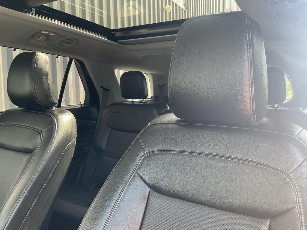 used 2021 Ford Explorer car, priced at $29,999