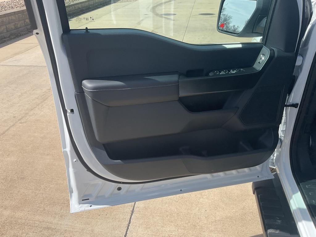 new 2025 Ford F-150 car, priced at $50,799