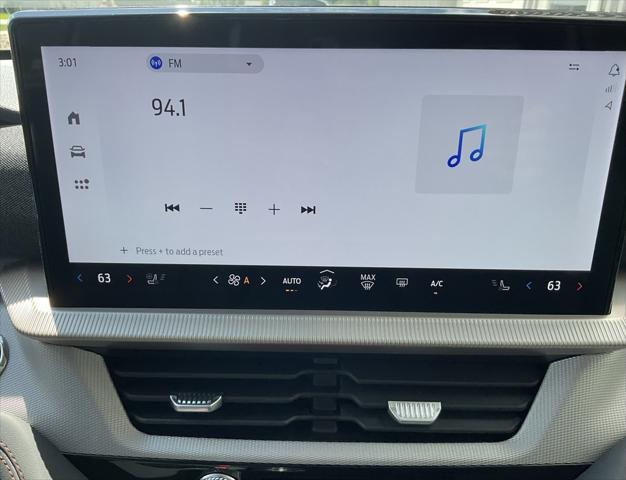 new 2025 Ford Explorer car, priced at $48,348