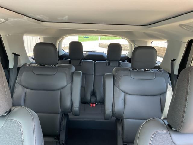 new 2025 Ford Explorer car, priced at $48,348