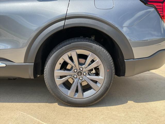 new 2025 Ford Explorer car, priced at $48,348