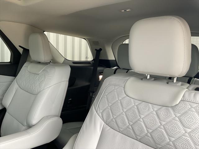 new 2025 Ford Explorer car, priced at $58,743