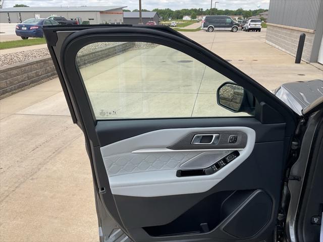 new 2025 Ford Explorer car, priced at $58,743
