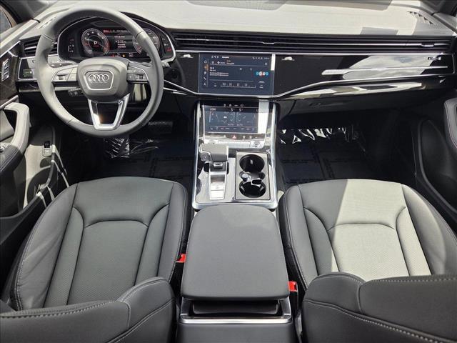 new 2025 Audi Q7 car, priced at $71,570
