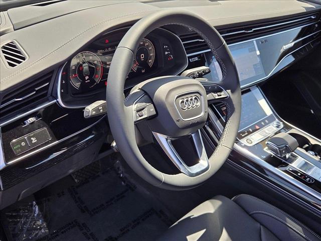 new 2025 Audi Q7 car, priced at $84,800